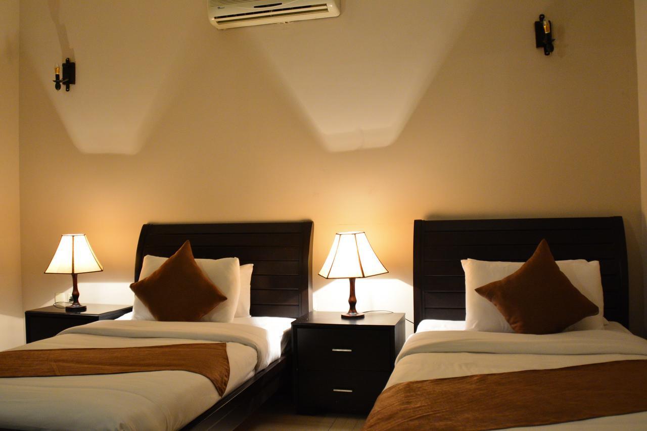 Lilium Hotel Safut Εξωτερικό φωτογραφία