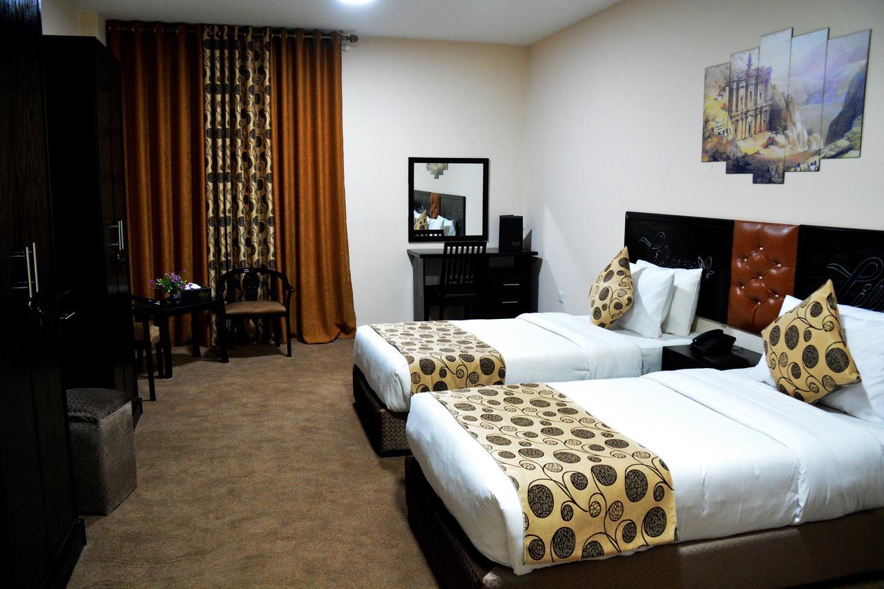Lilium Hotel Safut Εξωτερικό φωτογραφία