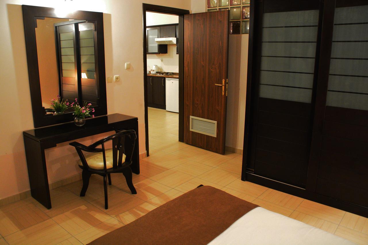 Lilium Hotel Safut Εξωτερικό φωτογραφία